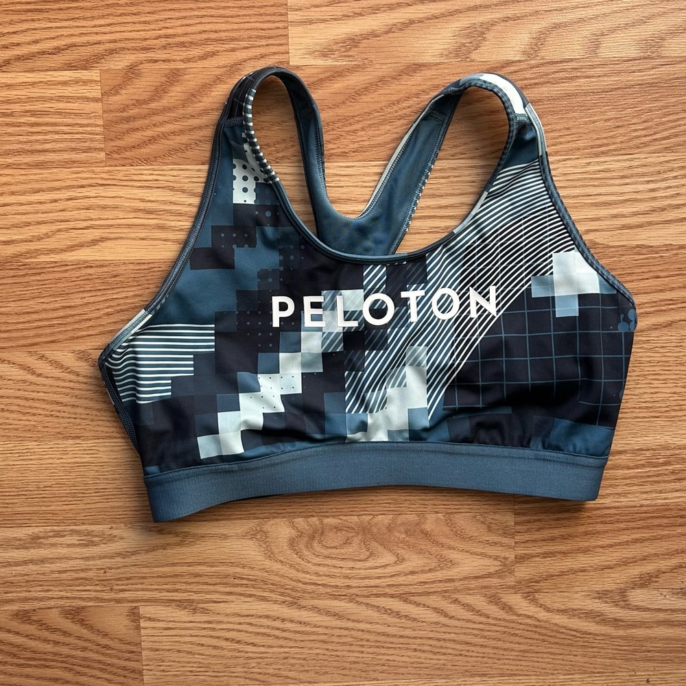 Adidas X Peloton Primegreen Sports Bra Sz XL